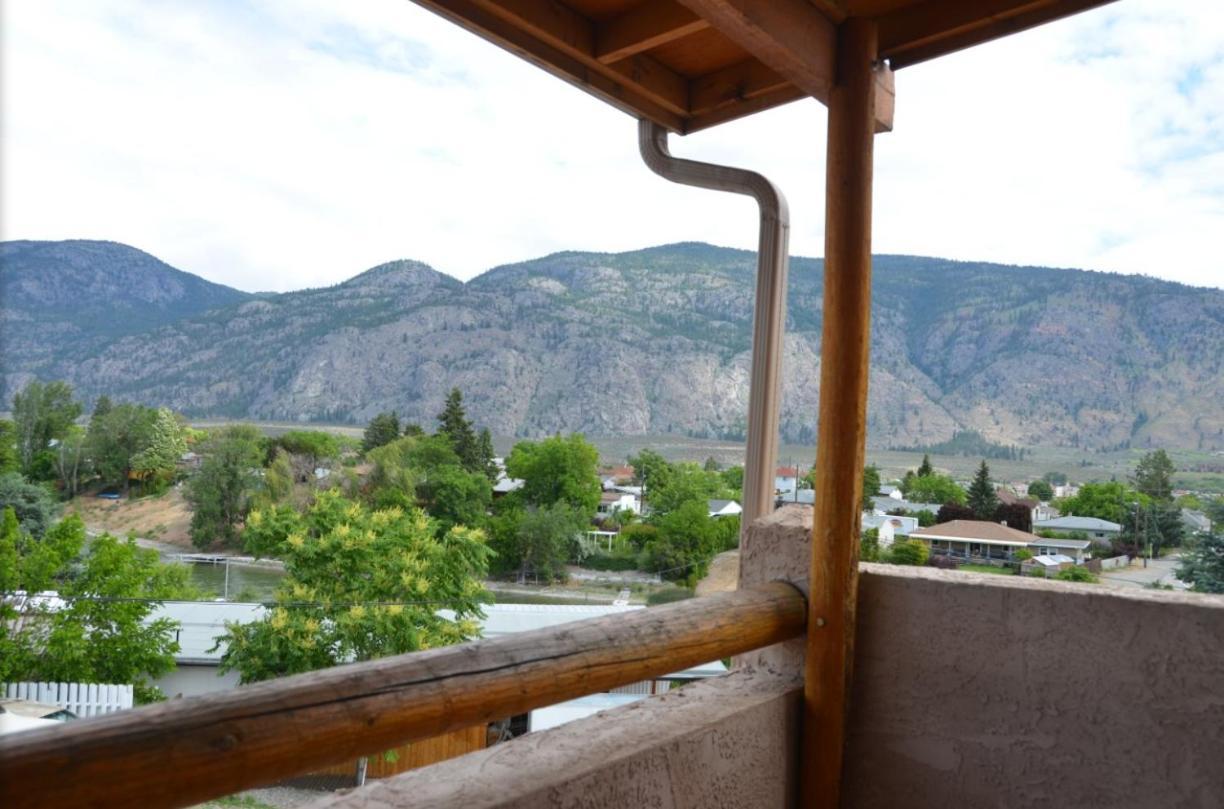 Avalon Inn Osoyoos Exterior photo